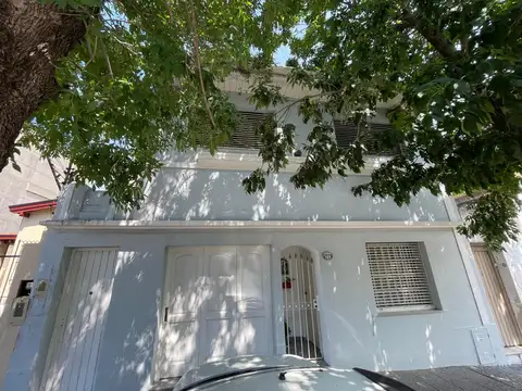 Casa en dos Plantas en Bernal a la venta