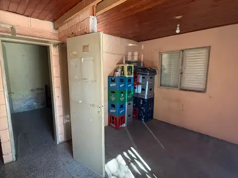 Casa 4 ambientes con 1 baño