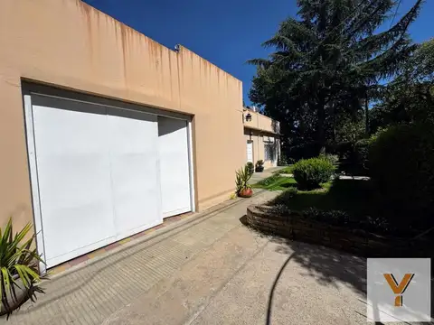 Casa en venta - 2 Dormitorios 1 Baño - Saladillo