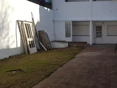 Calle 881 al 4300