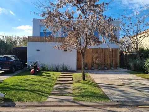 Casa en Venta y Alquiler en Los Sauces 4 dormitorios, Nordelta 100