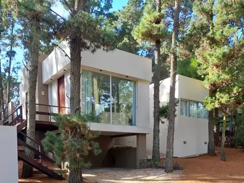 Casa Chalet  en Venta ubicado en Mar de las Pampas, Costa Atlántica, Buenos Aires