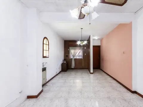 Casa en Venta en Lanus Oeste, USD 95.000