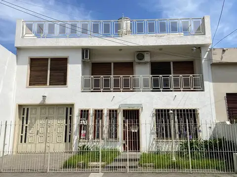 Casa de 4 ambientes- Ituzaingó Sur