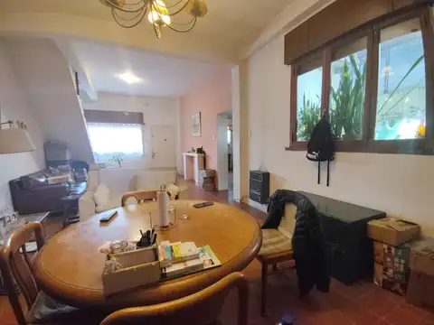 VENTA PH 4 AMBIENTES AL FRENTE CON TERRAZA — VILLA URQUIZA