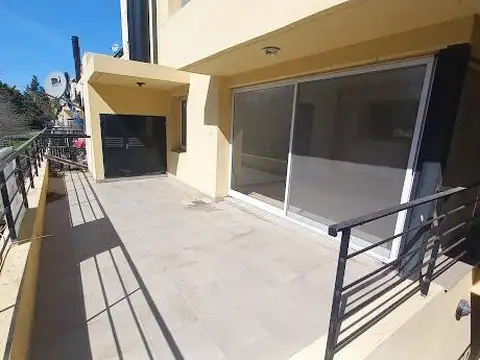 Departamento duplex - 3 dormitorios - Barrio cerrado - Sol del Paraná Pueblo Esther