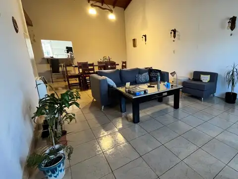 Escobar - Juan Mermoz Norte 1196