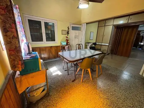 Departamento en Venta con 3 cocheras