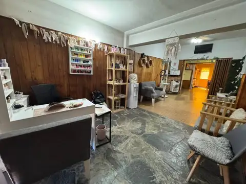Bomberos Voluntarios 525 , Piso 0