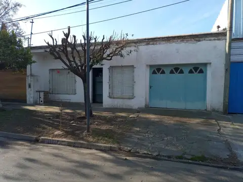 VENTA CASA 3 DORMITORIOS SAN NICOLAS 