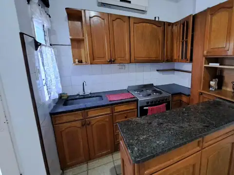 Depto Tipo Casa en Venta con 1 cocheras