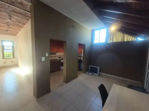 Depto Tipo Casa en Venta de 4 ambientes