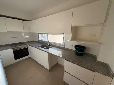 Departamento 3 ambientes con 2 baños
