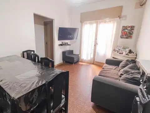 Depto Tipo Casa en Venta de 3 ambientes