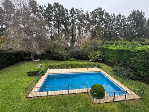Casa en Alquiler de 4 dormitorios