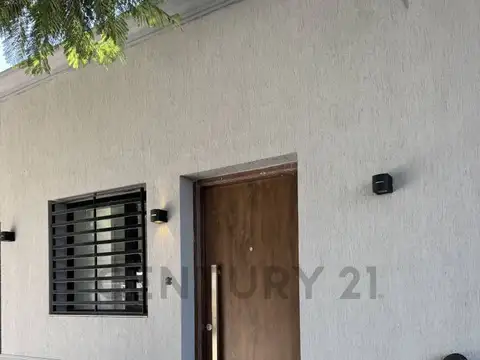 Venta casa 2 dormitorios con patio