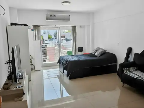 Monoambiente en Venta Paternal con Balcón