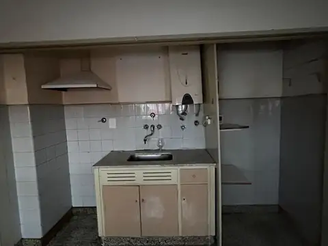 Avenida Valentín Alsina 2500
