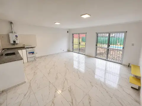 Casa en Venta con 1 cochera