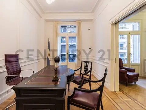 Venta Piso de Estilo Refaccionado a Nuevo Esmeralda y Libertador Retiro