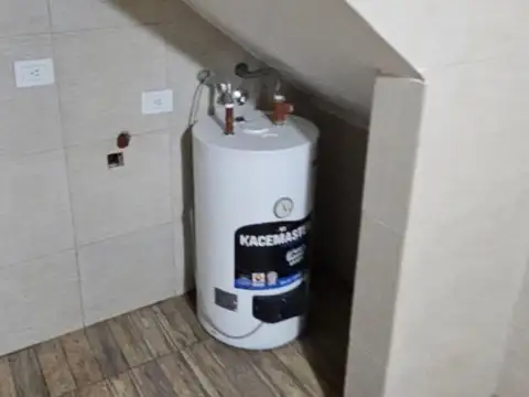 Depto Tipo Casa 2 ambientes con 1 baño