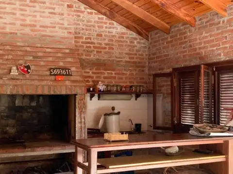 Casa en Venta con 1 cochera