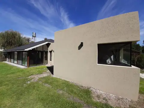 Casa en Venta en Parque Exaltación, USD 154.000