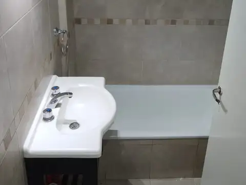 Departamento en Alquiler en Boedo, $ 700.000