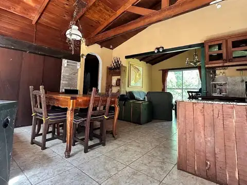 Casa 3 ambientes con 1 baño