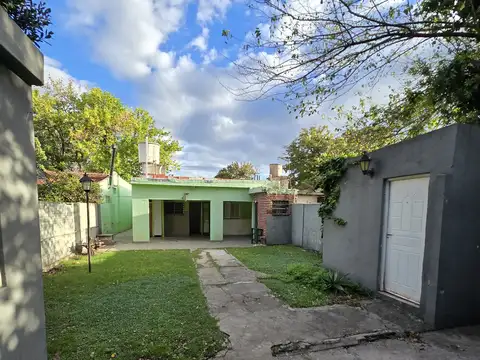 Casa en venta en Lomas De Zamora Fondo Quincho Parrilla