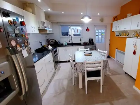 Casa en Venta en Miramar, USD 220.000