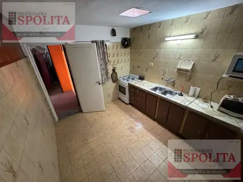 Casa 3 ambientes con 2 baños
