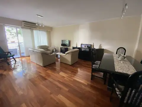 BEAUCHEF 200, Piso 2