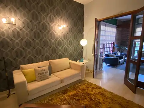 Casa 6 ambientes con 6 baños