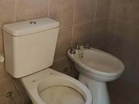 Bolívar 801 , Piso 1