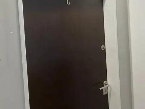 Amplio monoambiente impecable estado Rioja 1250