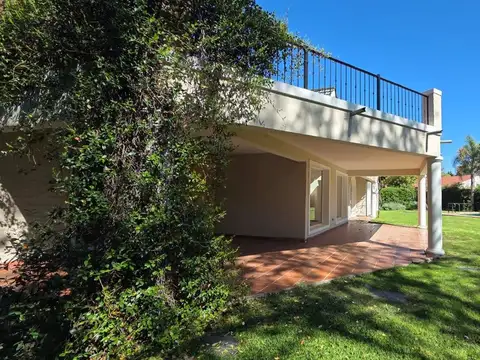 Casa en Alquiler de 6 dormitorios