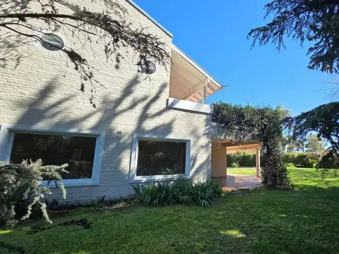 Casa en Alquiler en Country Club Los Cardales, USD 800