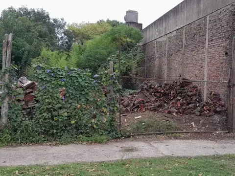 SE VENDE LOTE DE 10 X 40 EN GUERNICA