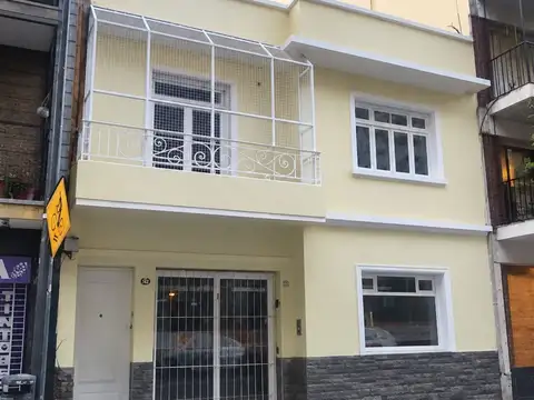 ALQUILER COMERCIAL BELGRANO 2 PLANTAS Y TERRAZA