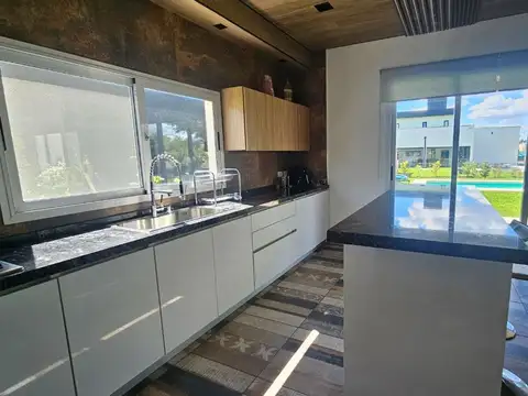 ALQUILER VERANO CASA 4 AMB MORENO PRADOS DEL OESTE