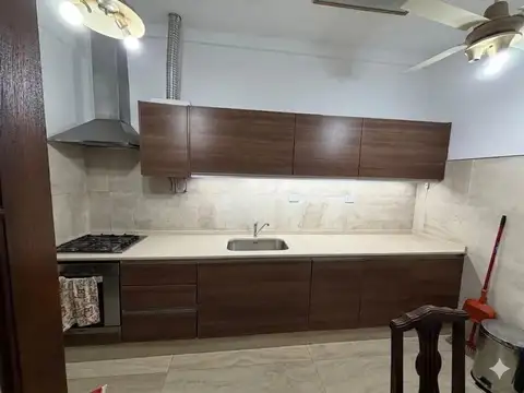 Depto Tipo Casa 4 ambientes con 3 baños