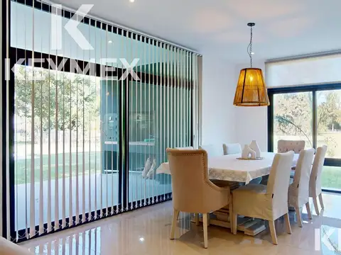 CASA EN VENTA MIRALAGOS