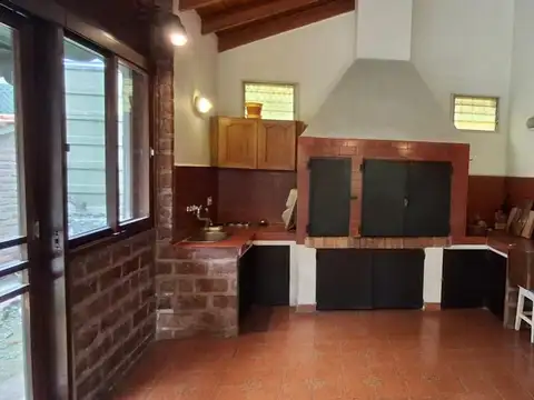 Lote Con Quincho En Maschwitz Country Club