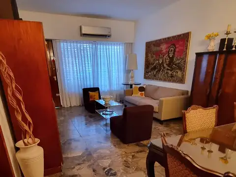 Depto Tipo Casa 3 ambientes con 2 baños