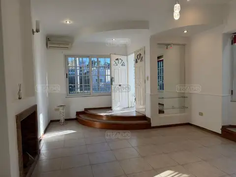 Manuela Maison 300