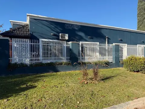 Casa Chalet  en Venta en General Rodríguez, G.B.A. Zona Oeste, Argentina