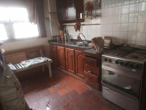 Depto Tipo Casa 9 ambientes con 2 baños