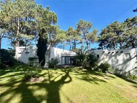 Club del lago, Cancha de Golf