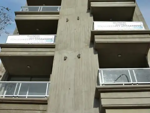 Monoambientes divisibles con 2 balcones